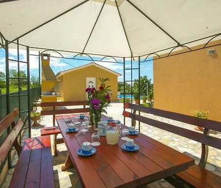 House Nevenka * Nova Vas (Porec)