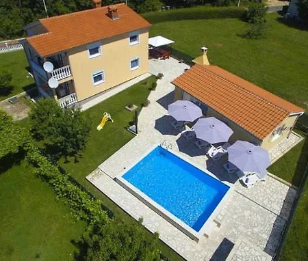 House Nevenka 아파트 *